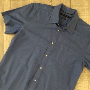 Tommy Hilfiger short sleeve button up shirt